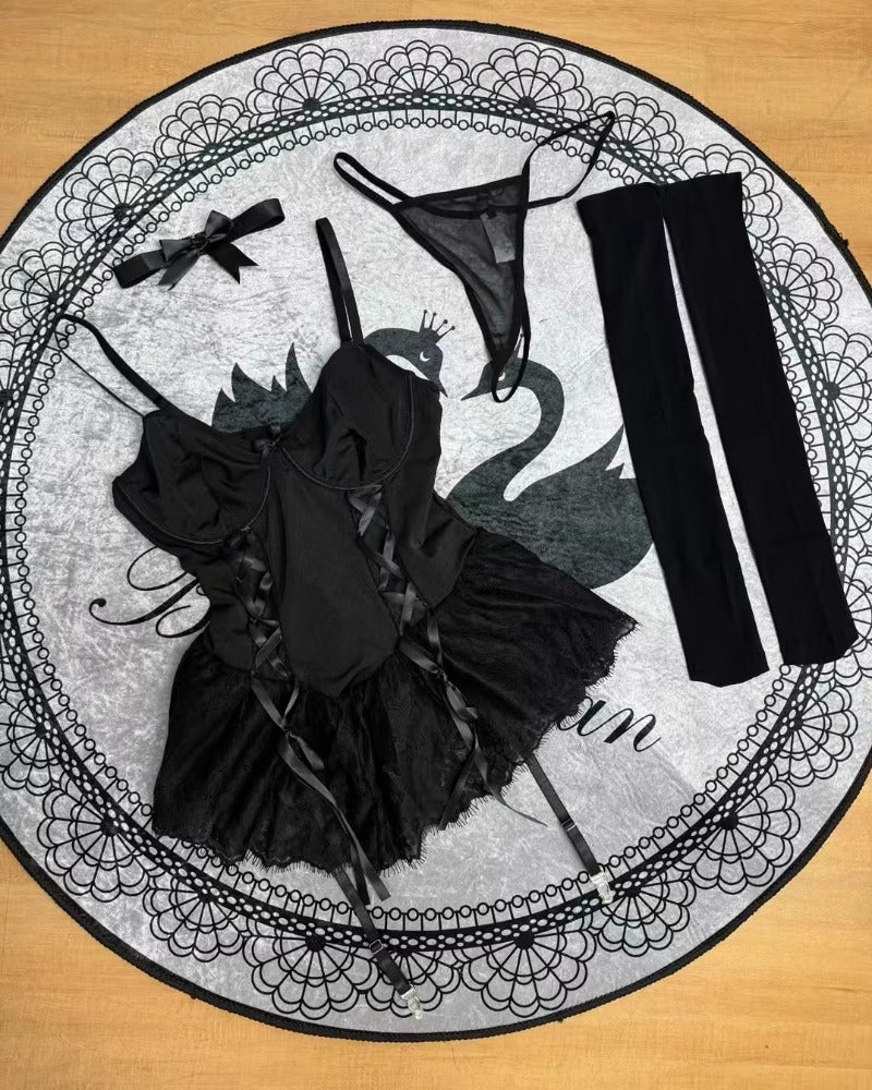 Elara - Romantyczna bielizna obcisła z koronkowymi wykończeniami