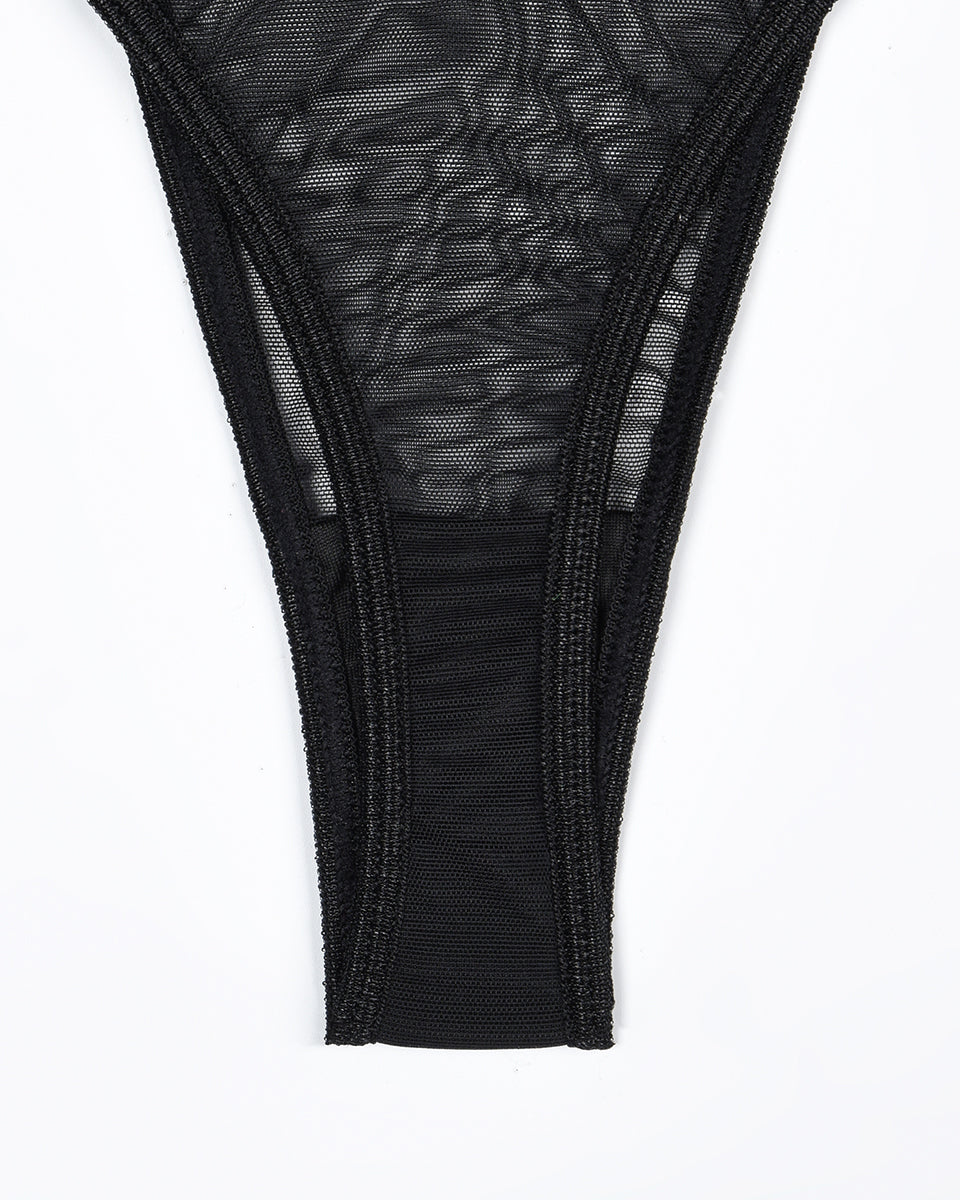 Brelynn - 4-częściowy komplet bielizny z prześwitującej siateczki z biustonoszem i stringami