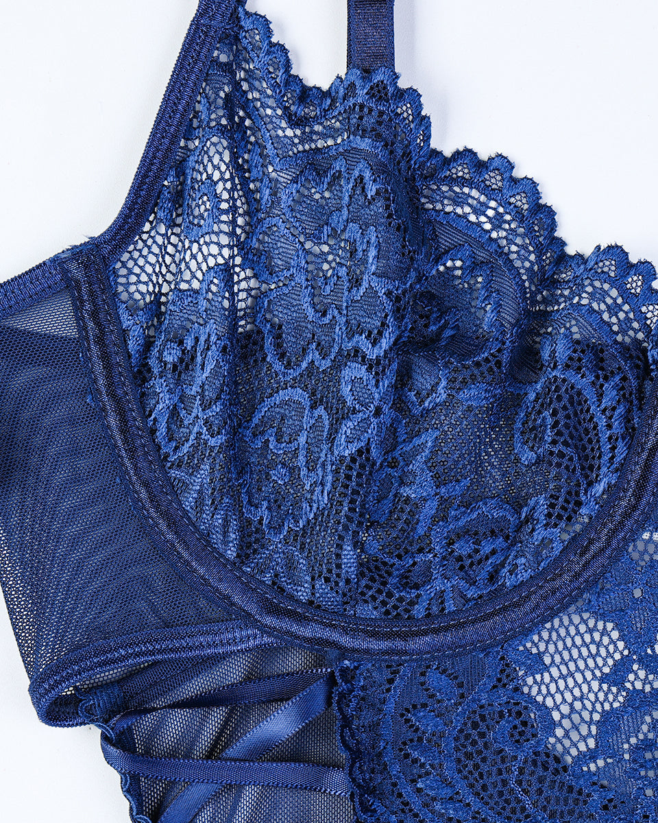 Estrella - Body z koronki transparentnej z kwiatowym wzorem i kokardą z boku