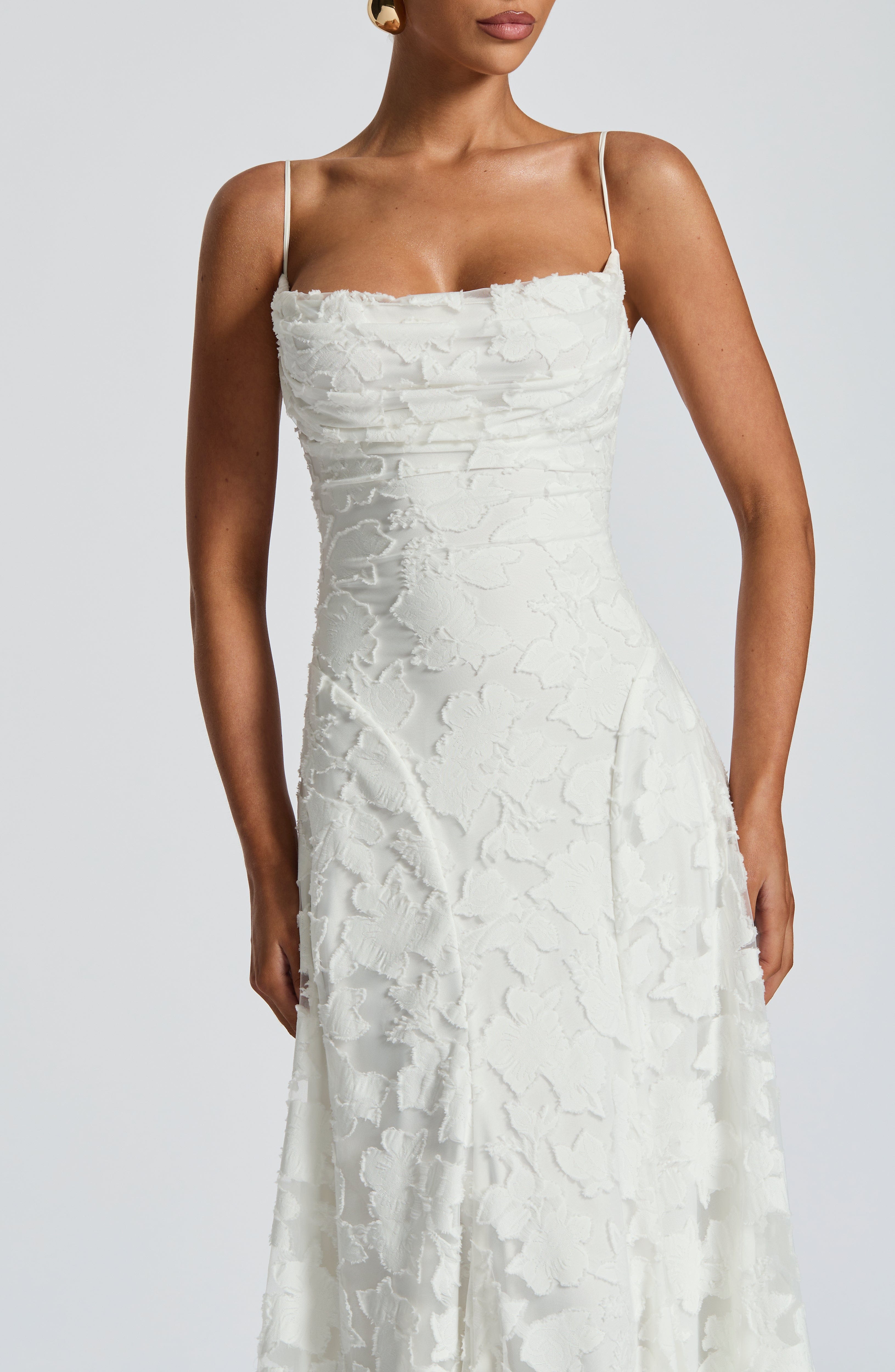 Clara Léon™ | Elegancka sukienka maxi